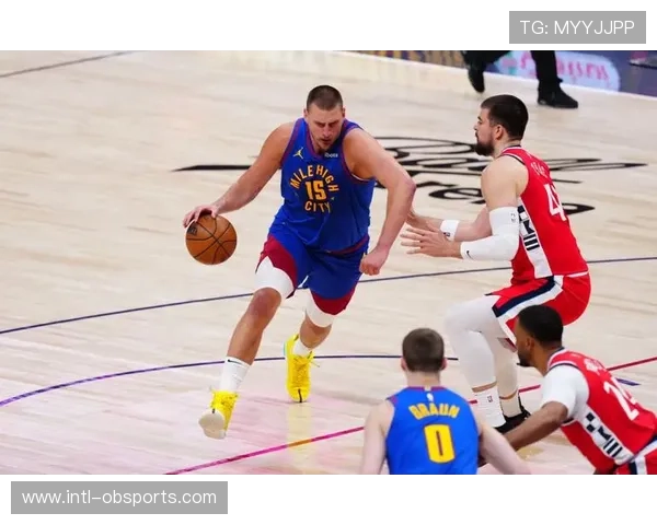 约基奇34分准三双压制火箭，掘金末节死守西部第二